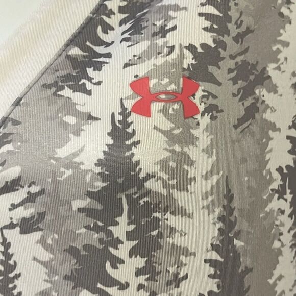 Under Armour Women’s Fitted Pullover W/ Long Sleeve Snap V-Neck & Sleeves- Med - Picture 6 of 15